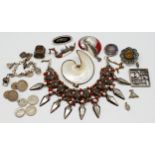 A mixed lot of sterling silver and costume jewellery to include 2 shell pendants marked 925, a