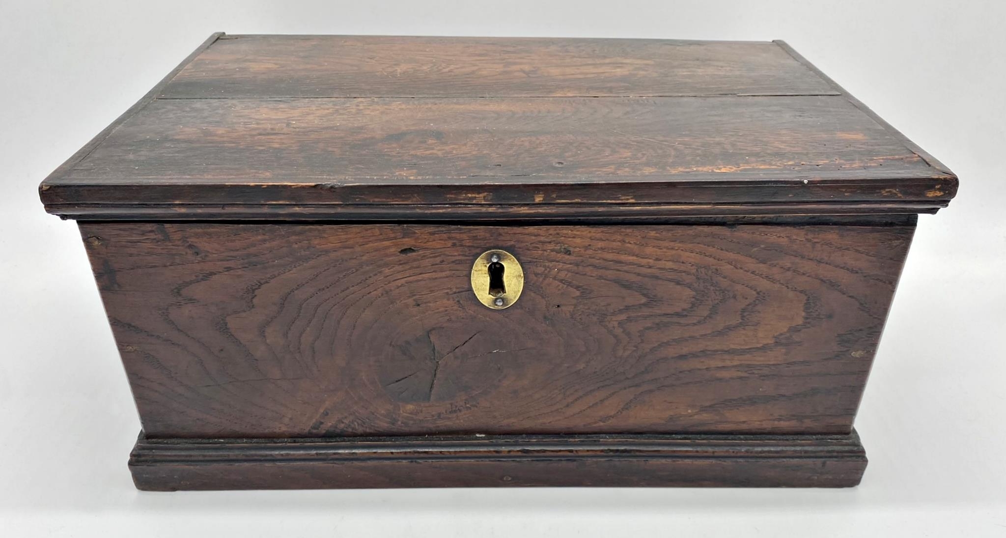 Good 18th century elm candle box, hinged lid, fitted interior, 18cm high x 39cm wide