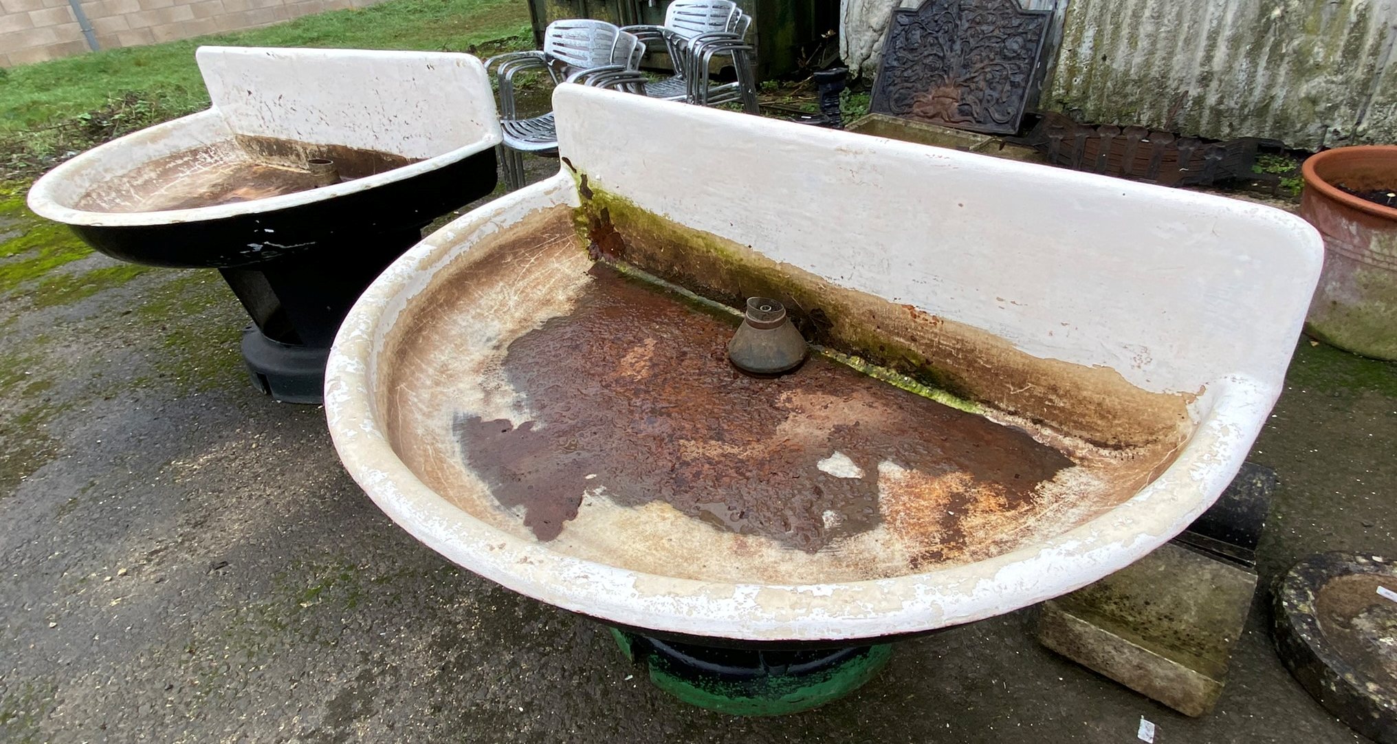 Quite remarkable pair of large enamelled feeders or troughs or sinks, d-end form on tapered bases, - Image 3 of 4