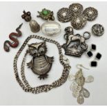 A quantity of jewellery and bijouterie to include a sterling silver pill box, a silver Charles Horne