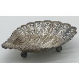 Good quality Edwardian silver scallop shell bonbon dish, with pierced and embossed decoration, maker