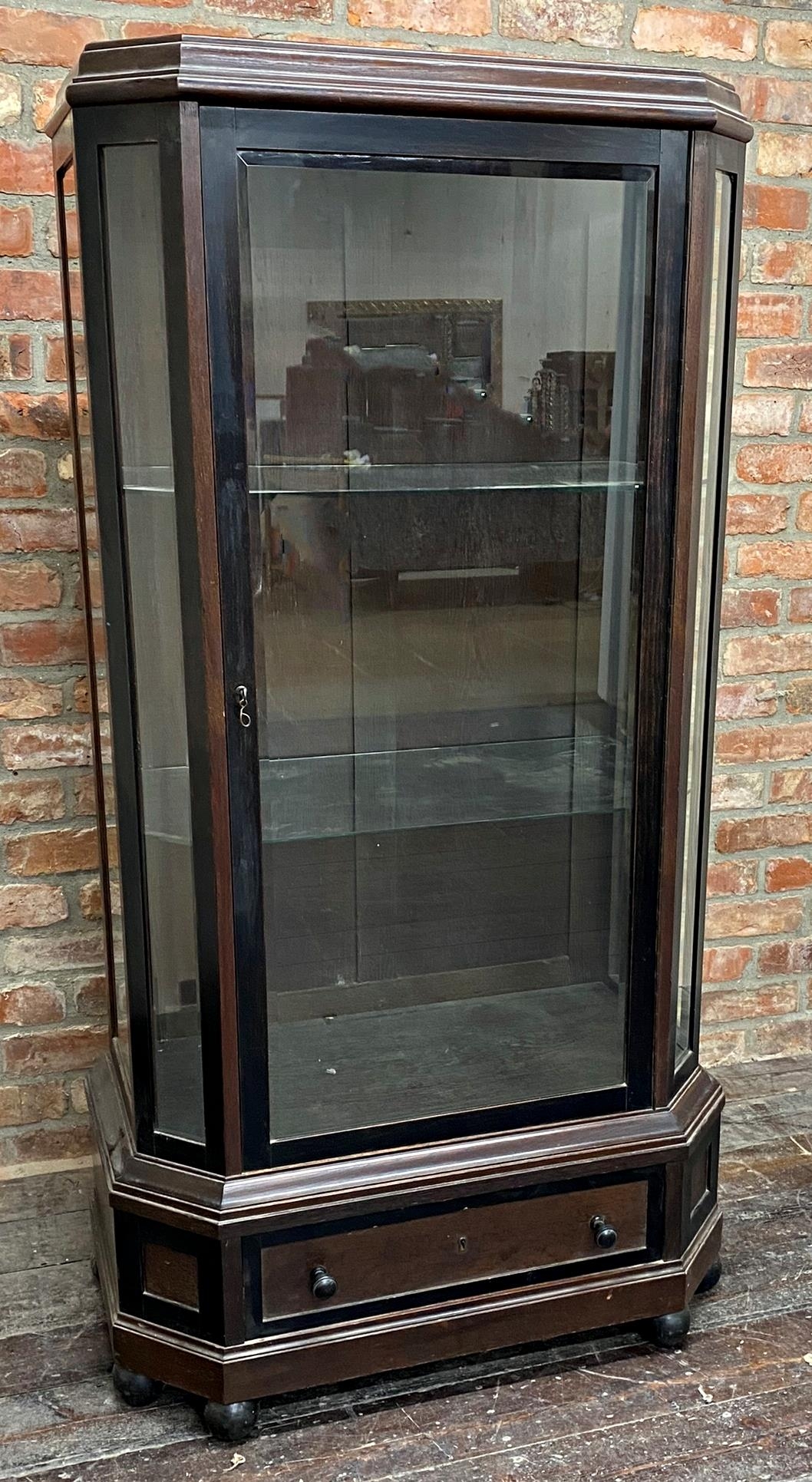 Good quality late 19th century glass cabinet, with canted corners, bevelled glass with shelved - Image 2 of 3