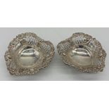 Good pair of Victorian silver pierced bonbon dishes, on splayed feet, London 1895, 13cm long, 6.
