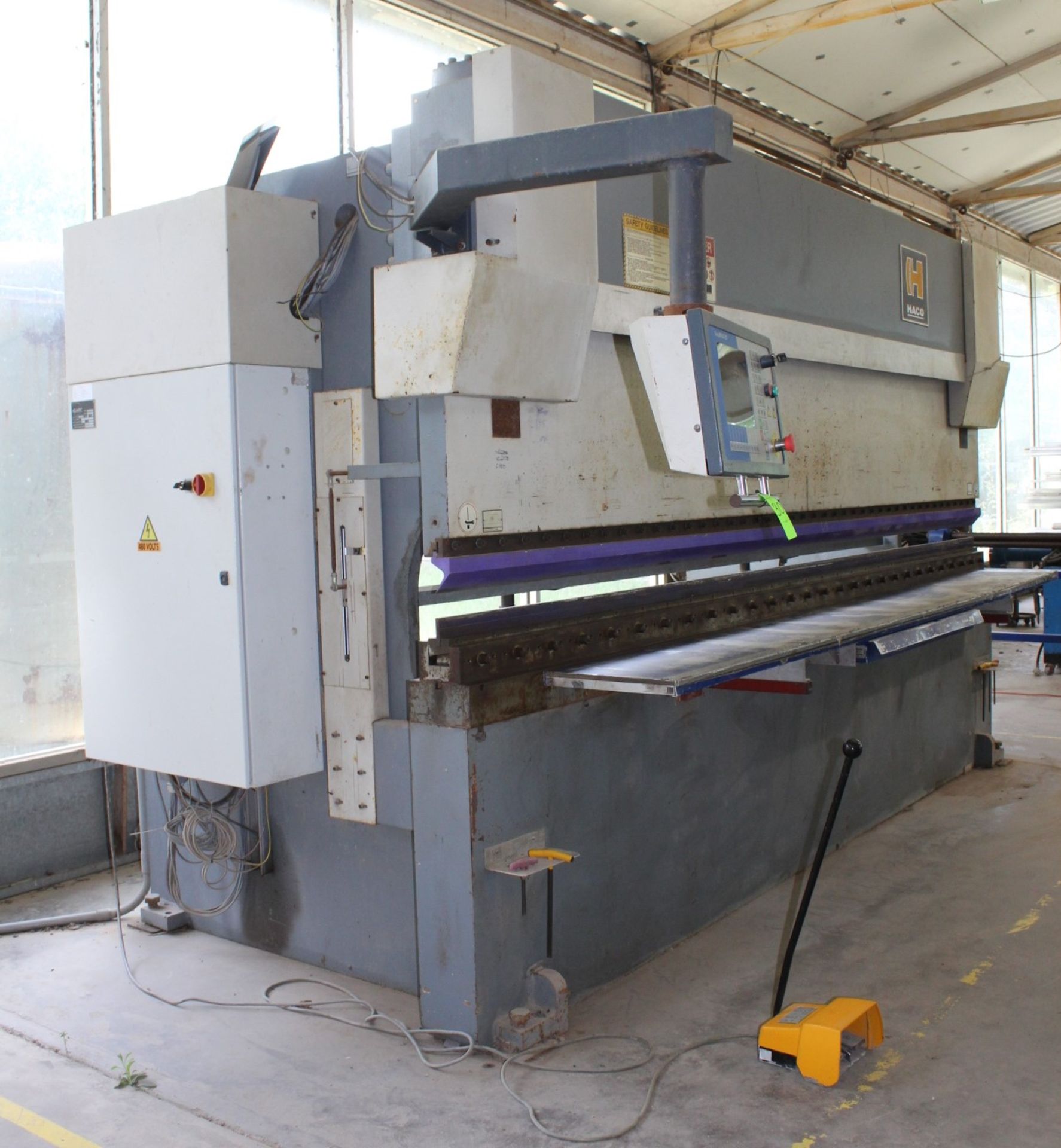 Atlantic Haco SRM200-14 CNC Press Brake w/2021 Upgrade. With EasyBEND-2D Control Panel, S/N 82058 - Image 2 of 10