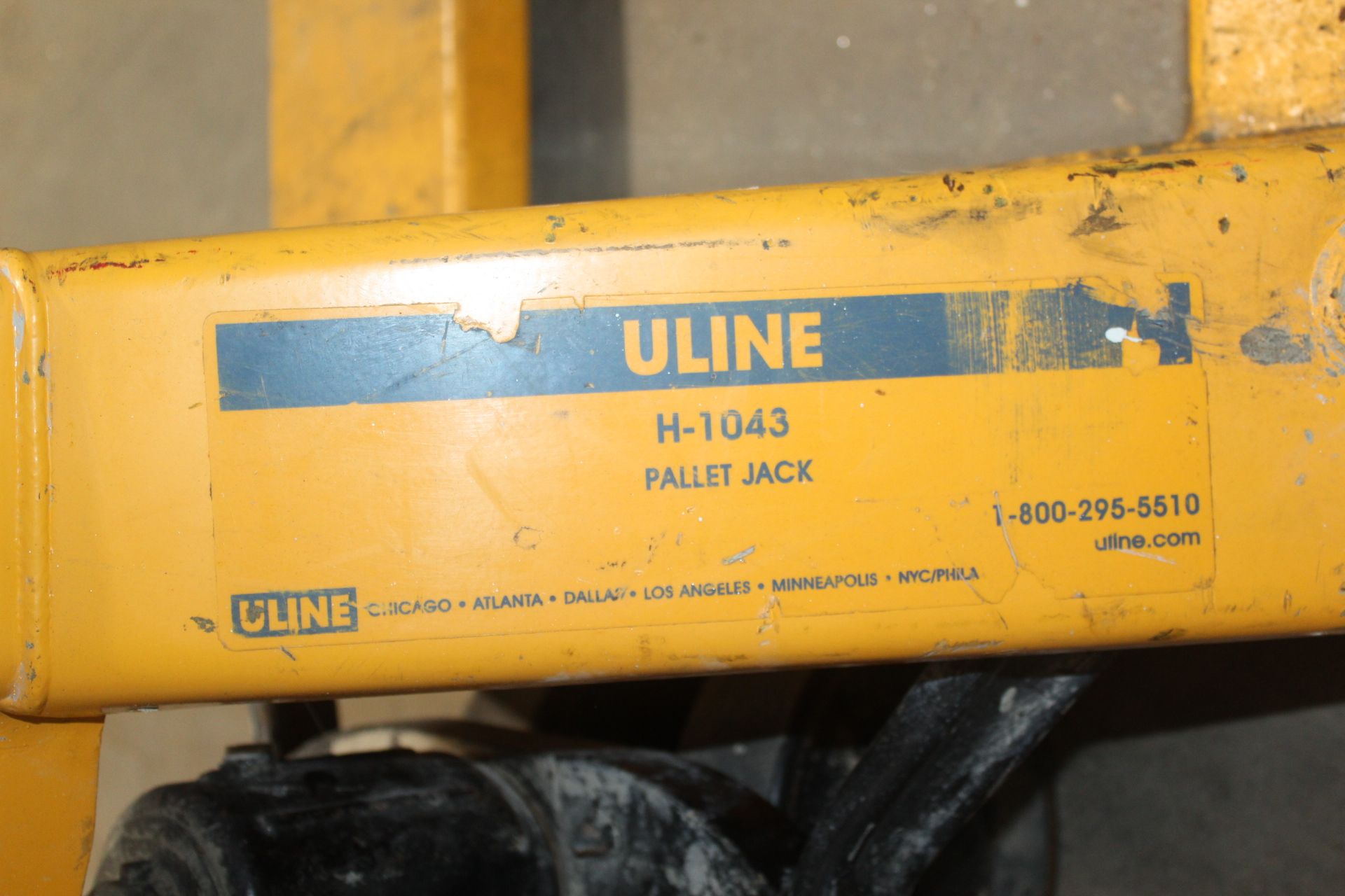 Uline H-1043 Pallet Jack, 5,500 Lbs, 48" Forks - Image 4 of 4