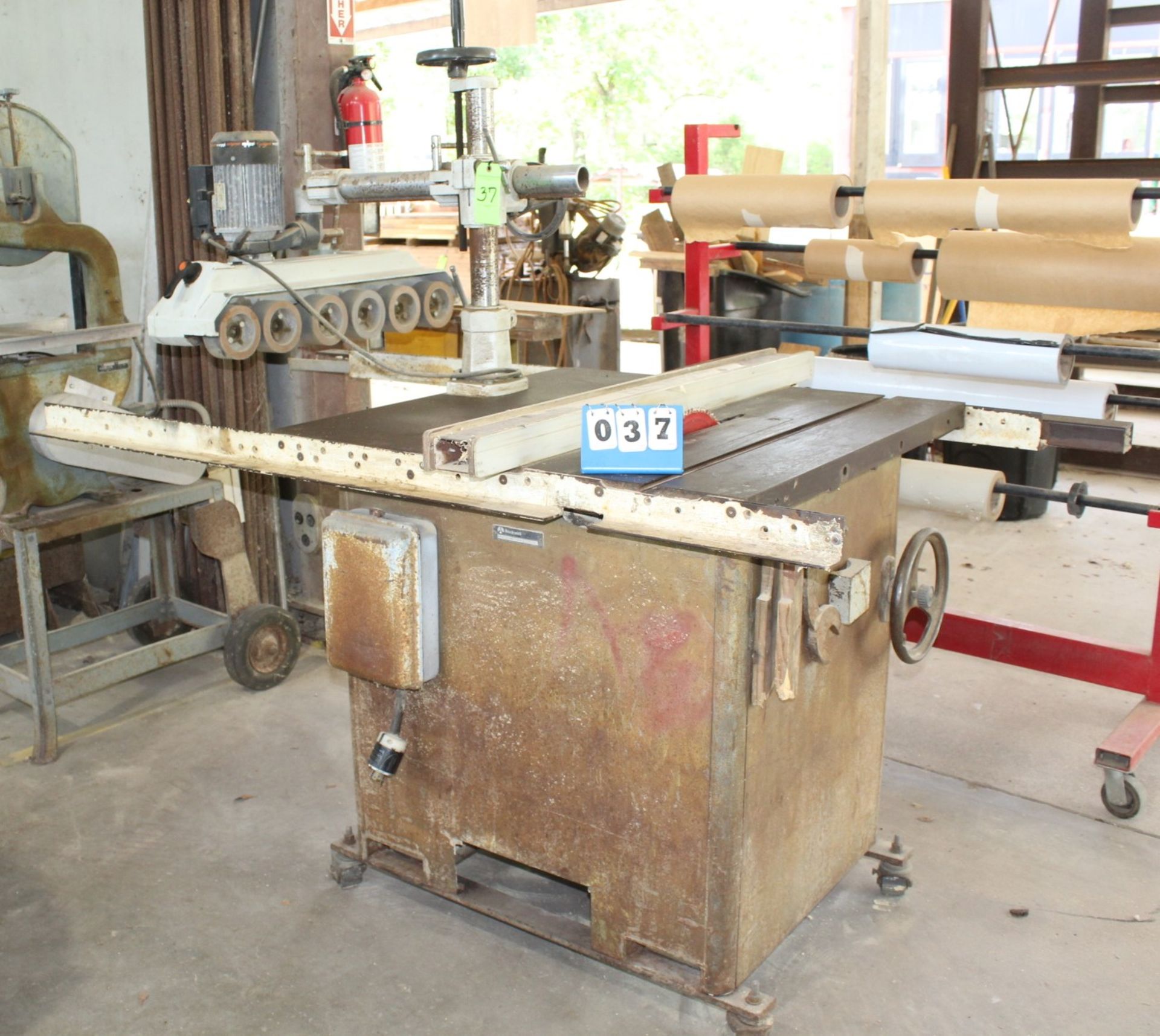 Rockwell Model 12/14 14? Tilting Arbor Saw with Maggi Steff 2068 Power Feeder
