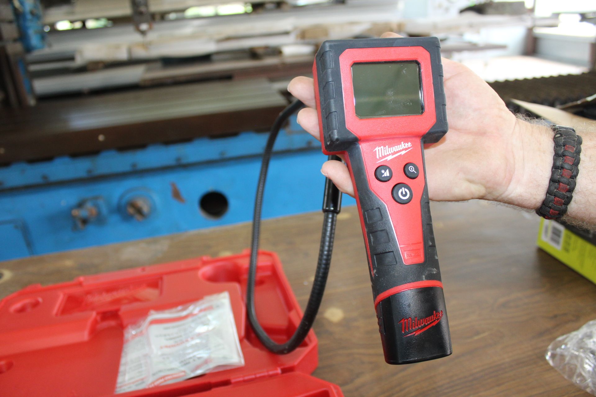 Milwaukee 2310-21 12V Lithium-Ion Digital Inspection Camera, in Hard Case - Image 2 of 3