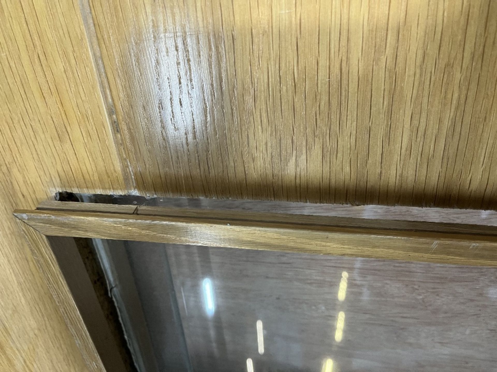 Clear Glazed Pre-Finished Interior Door | 1984mm x 762mm x 35mm | Loose Trim - Image 3 of 4