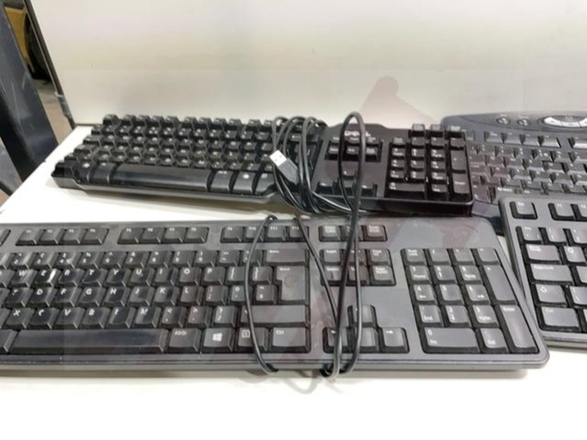 6X Various Computer Keyboards | See Pictures - Image 4 of 4