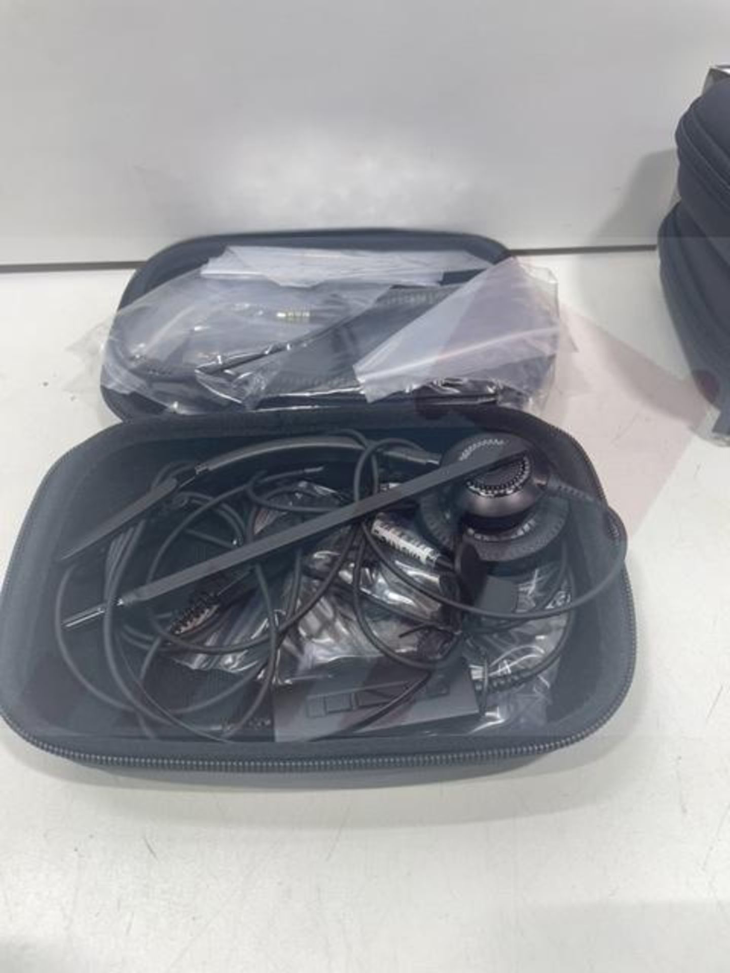 3X Headsets Boxed | See Pictures - Image 4 of 4