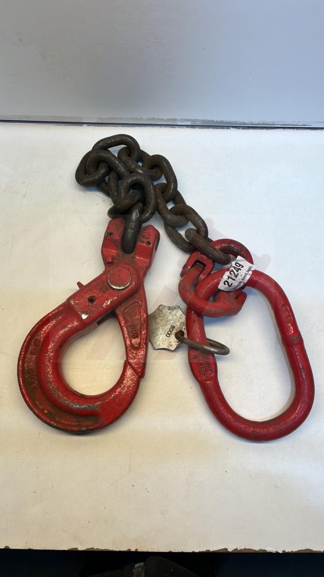 Duke Lifting Chain W/Hook As Pictured