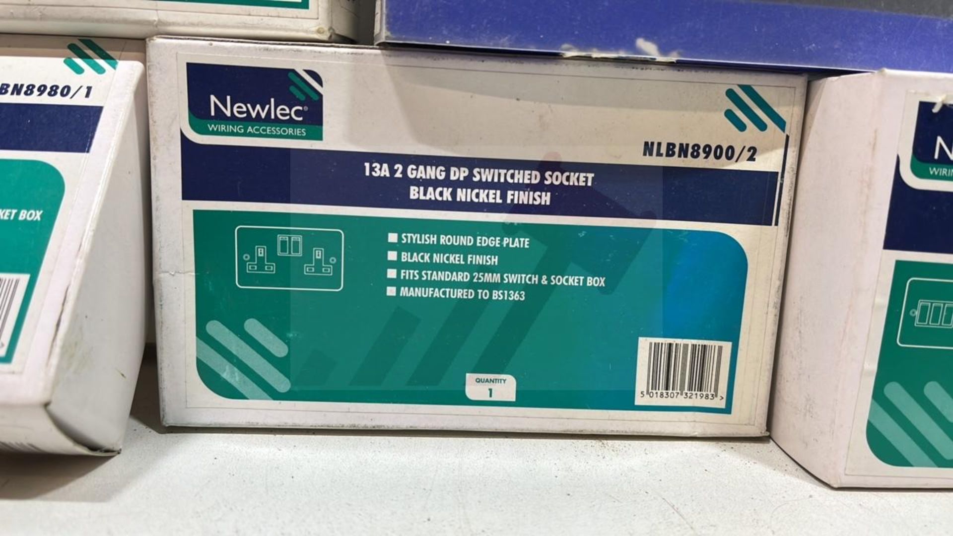 11 x Various Switched Sockets -As Pictured - Image 6 of 8