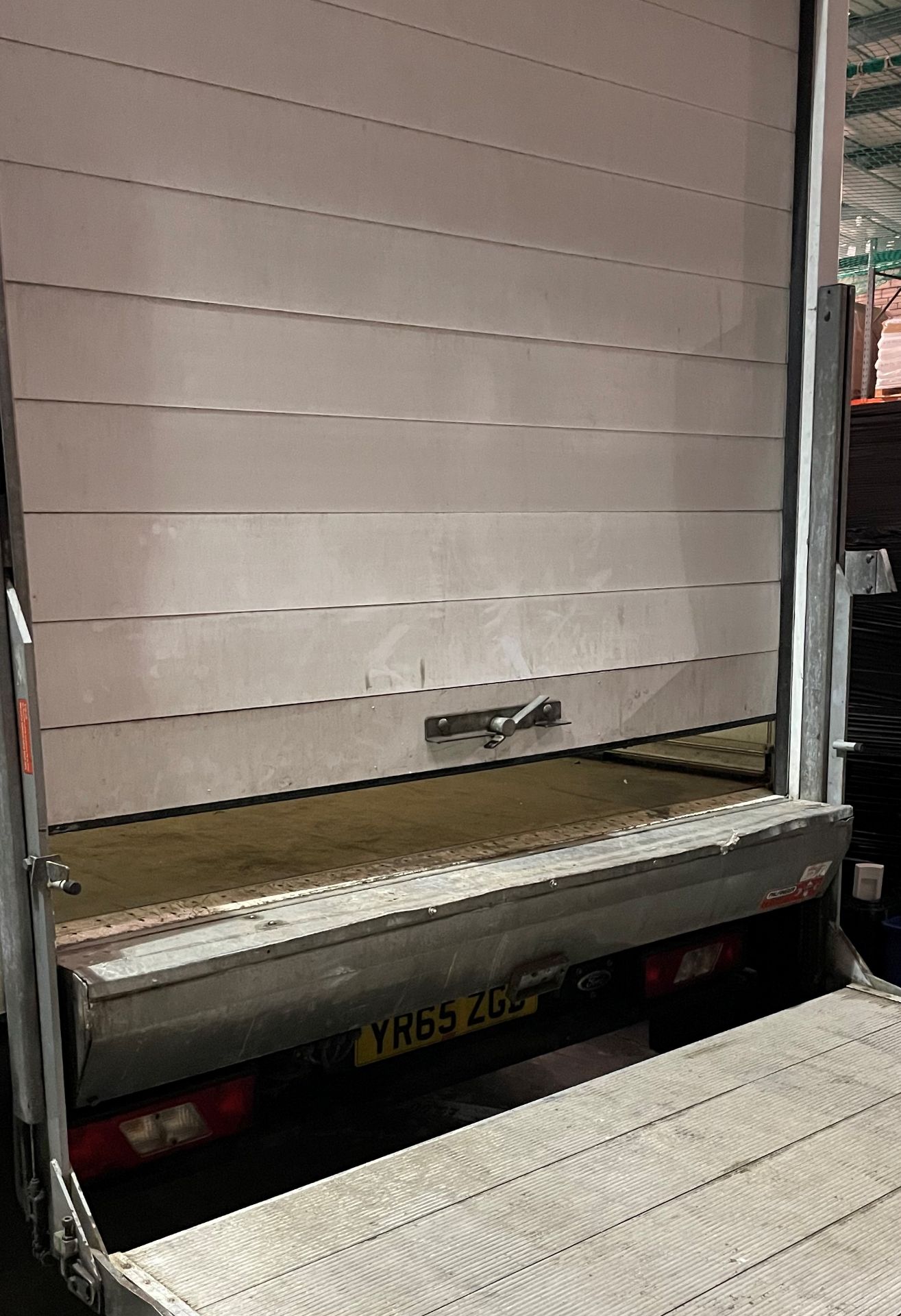 White Ford Transit 350 Luton Van with Tail lift| Reg: YR65 ZGB | Mileage: 54918 |** Failed MOT 22/12 - Image 10 of 15