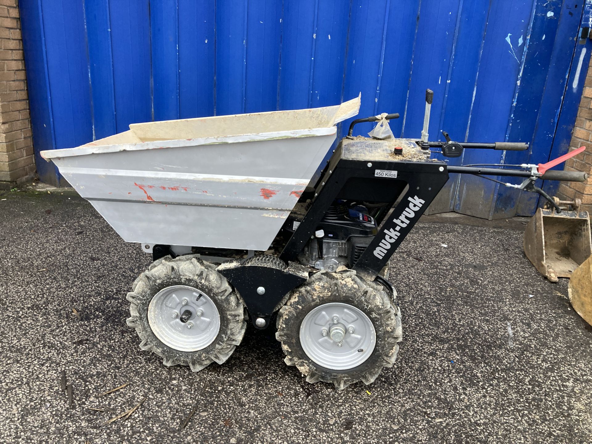 Muck Truck Powered Tipper | 450KG Capacity - Image 4 of 7