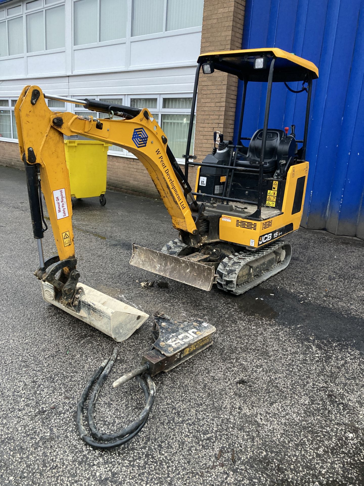 JCB 15 C-1 Compact Excavator W/ Breaker Attachment & 5 x Buckets | HRS: 646.7 | ID: JCB015C1HJ270991