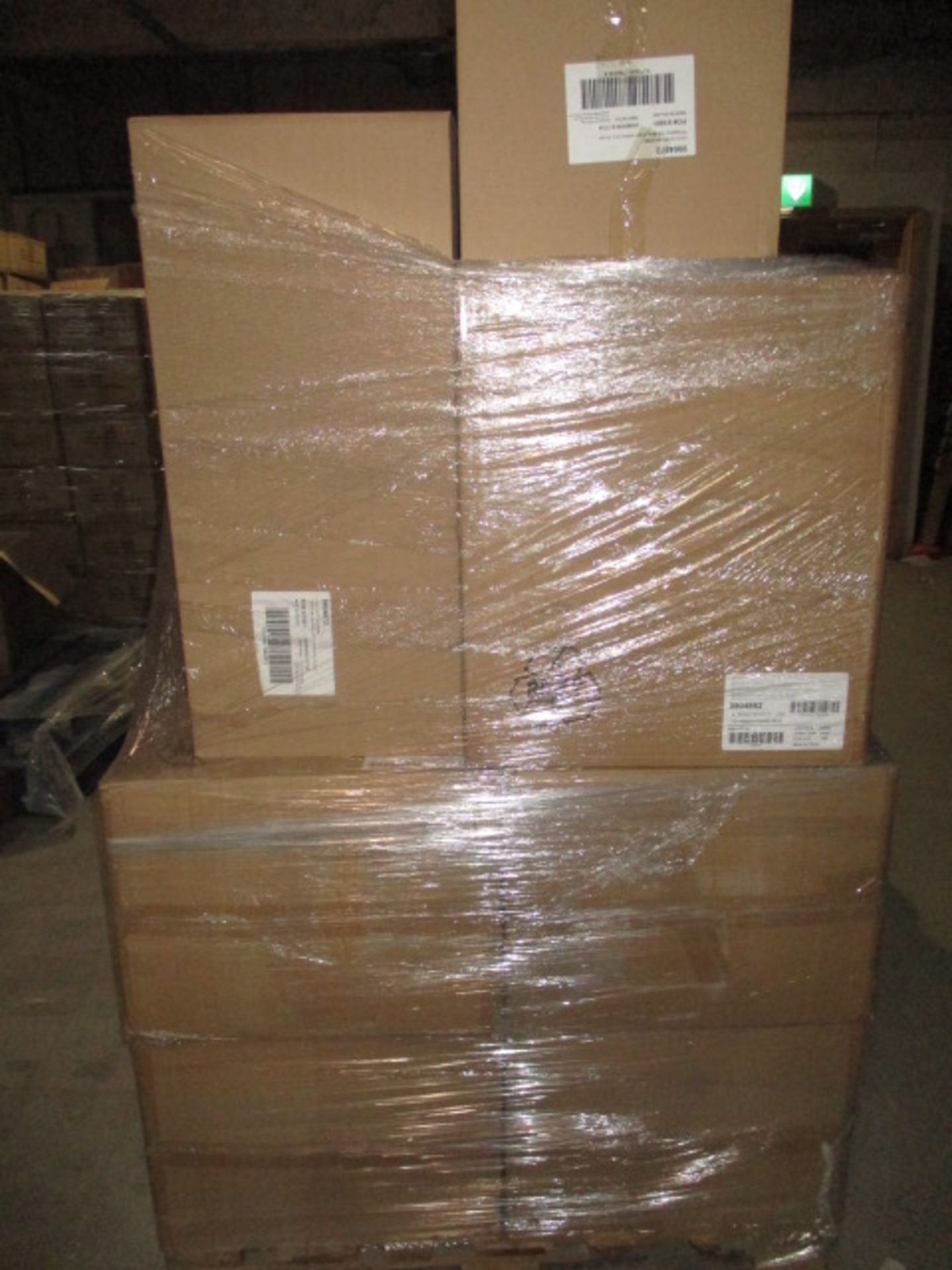 Approximately £250K + Manifested brand new Licensed Party Stock as per photos | 23 x Pallets - Image 180 of 259