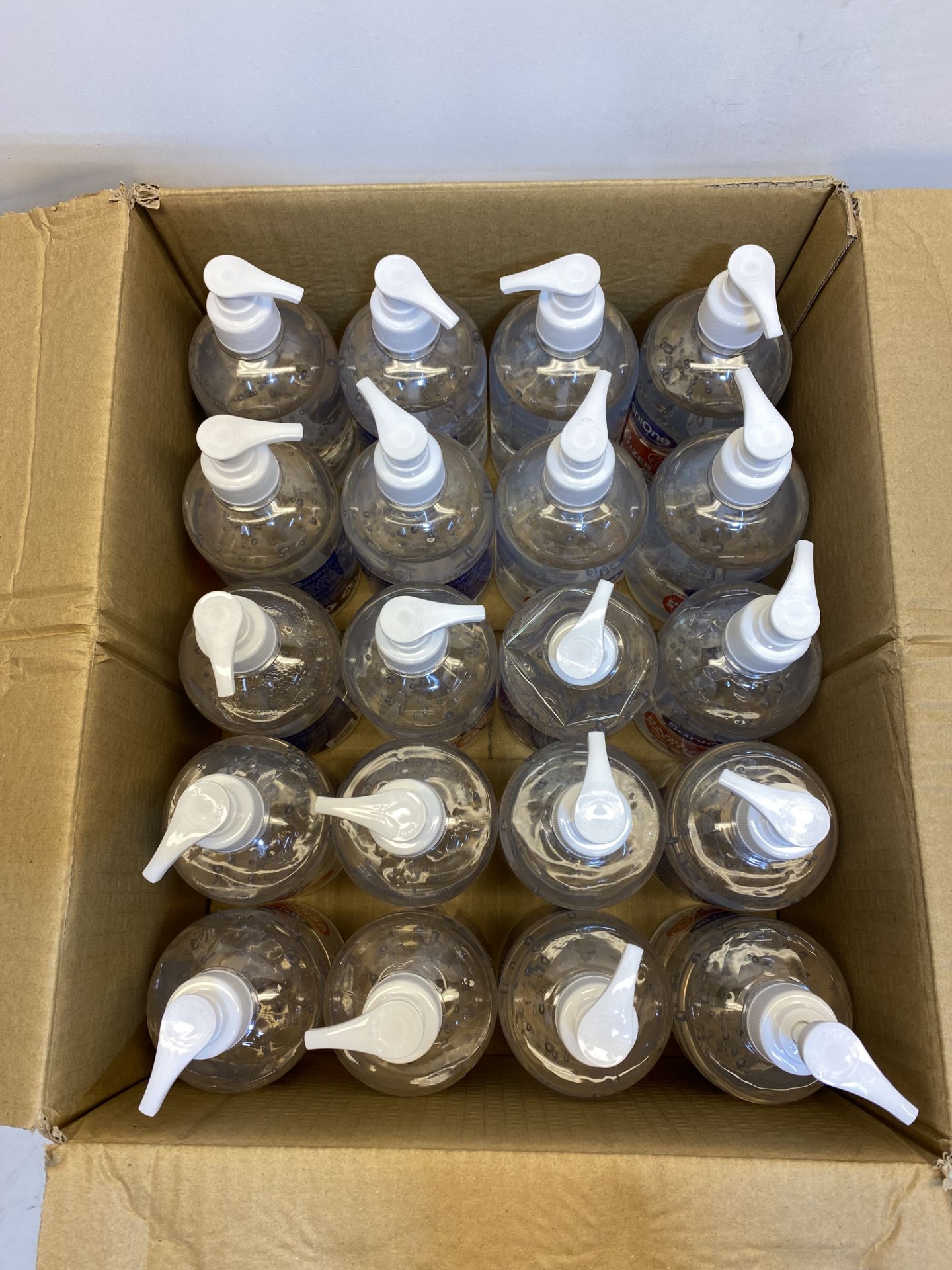 5x Boxes of 20 x 500ML Bottles Of Strawberry instant Hand Sanitizer Gel - Image 2 of 3