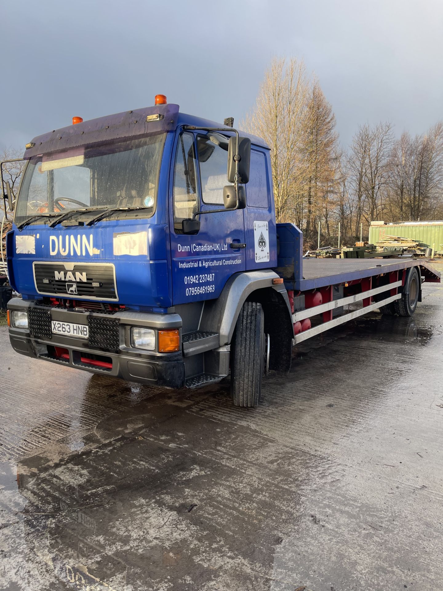 Man 18.224F/ML 6.3 M2000 2 axle rigid HGV Flatbed Lorry w/Winch & Manual Drop Ramps - Image 7 of 7