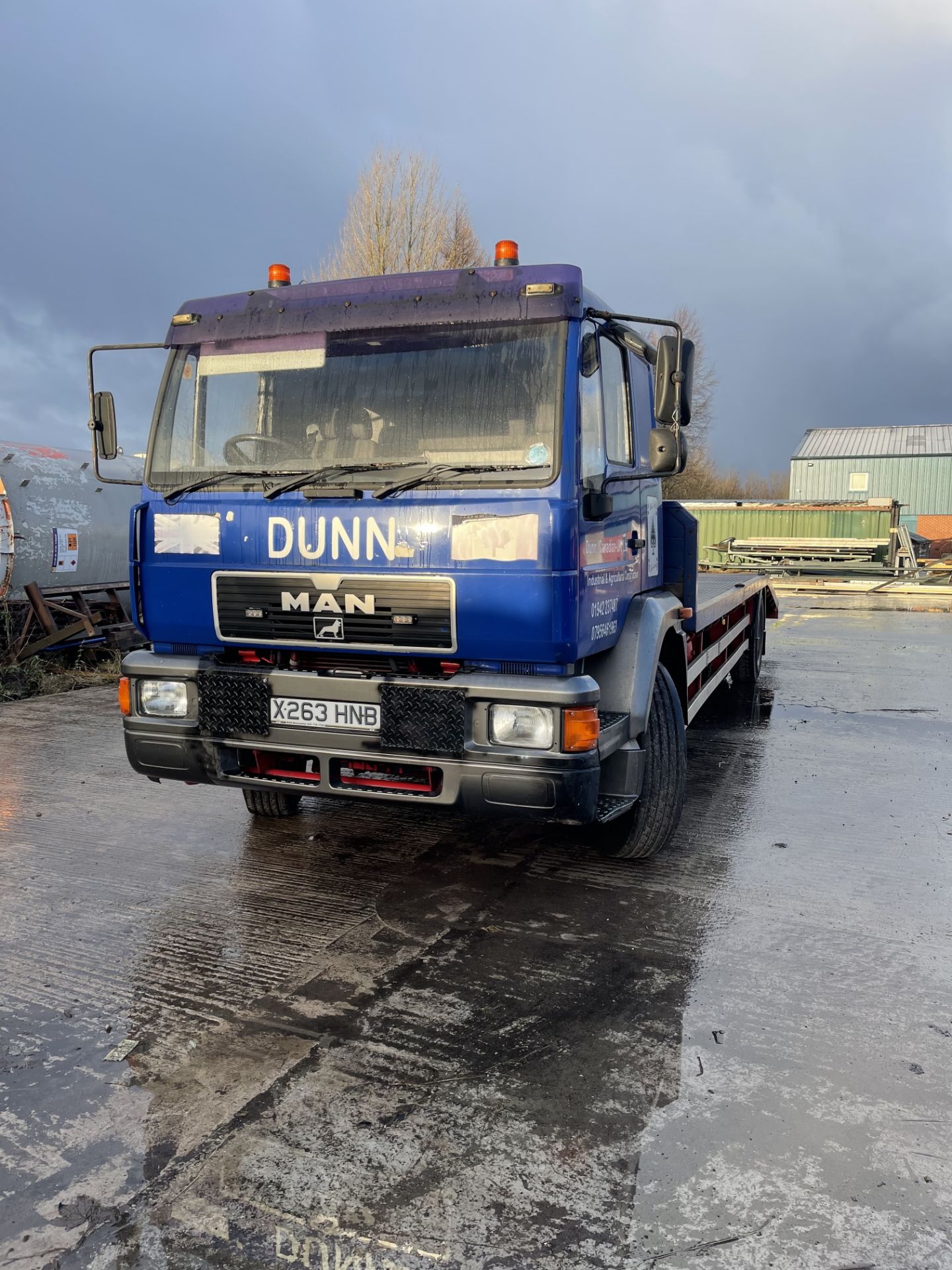 Man 18.224F/ML 6.3 M2000 2 axle rigid HGV Flatbed Lorry w/Winch & Manual Drop Ramps