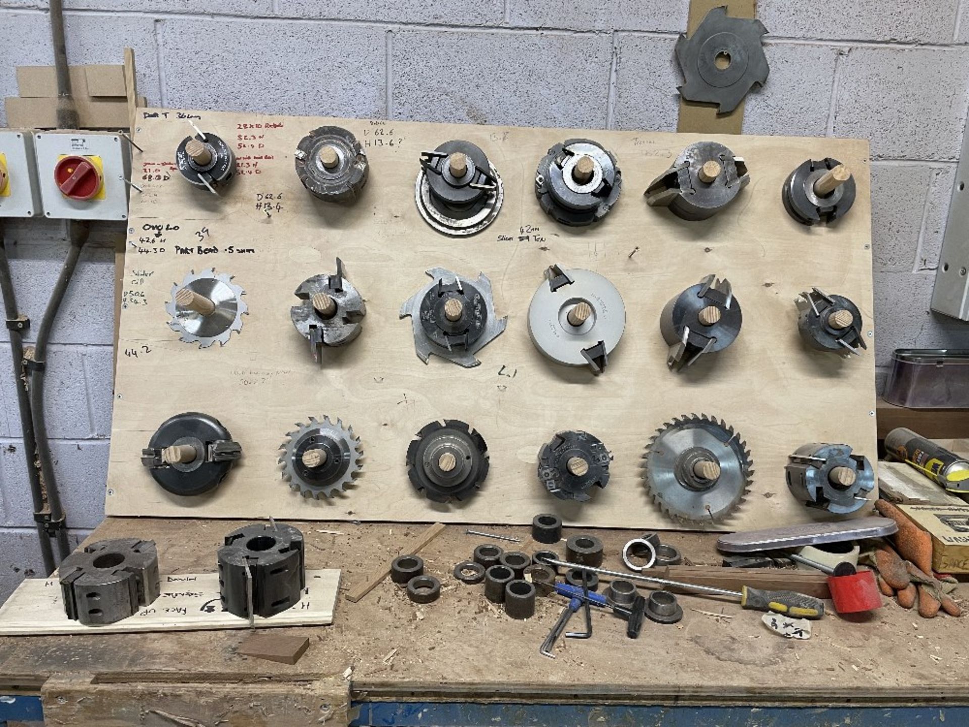 Quantity of 1 - 1/4" Spinder Moulder Tooling as per pictures - Image 2 of 3