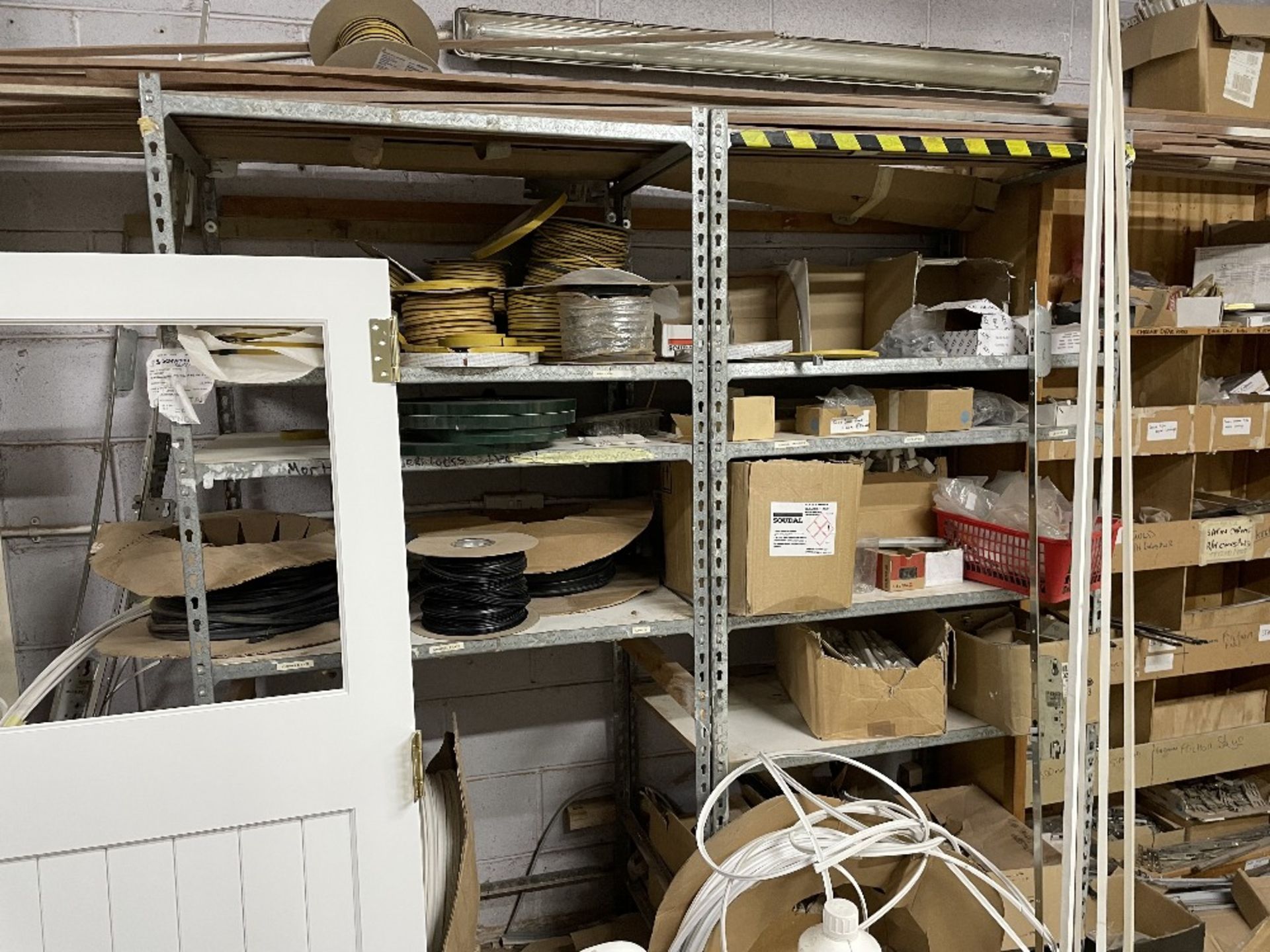 5 x Shelving Units w/ Contents - Contents Incl: Edging Material, Lockings & Hinges - Image 2 of 10