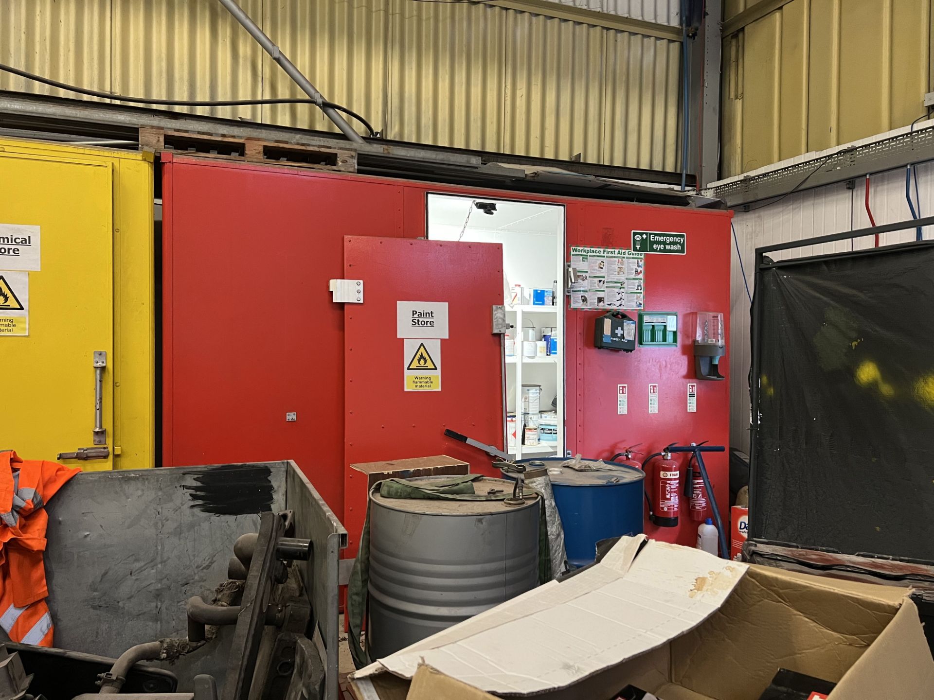 Steel Single Door Paint Store Unit