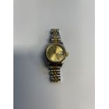 Rolex Oyster Date 26mm Stainless Steel/Yellow Gold Ladies Watch