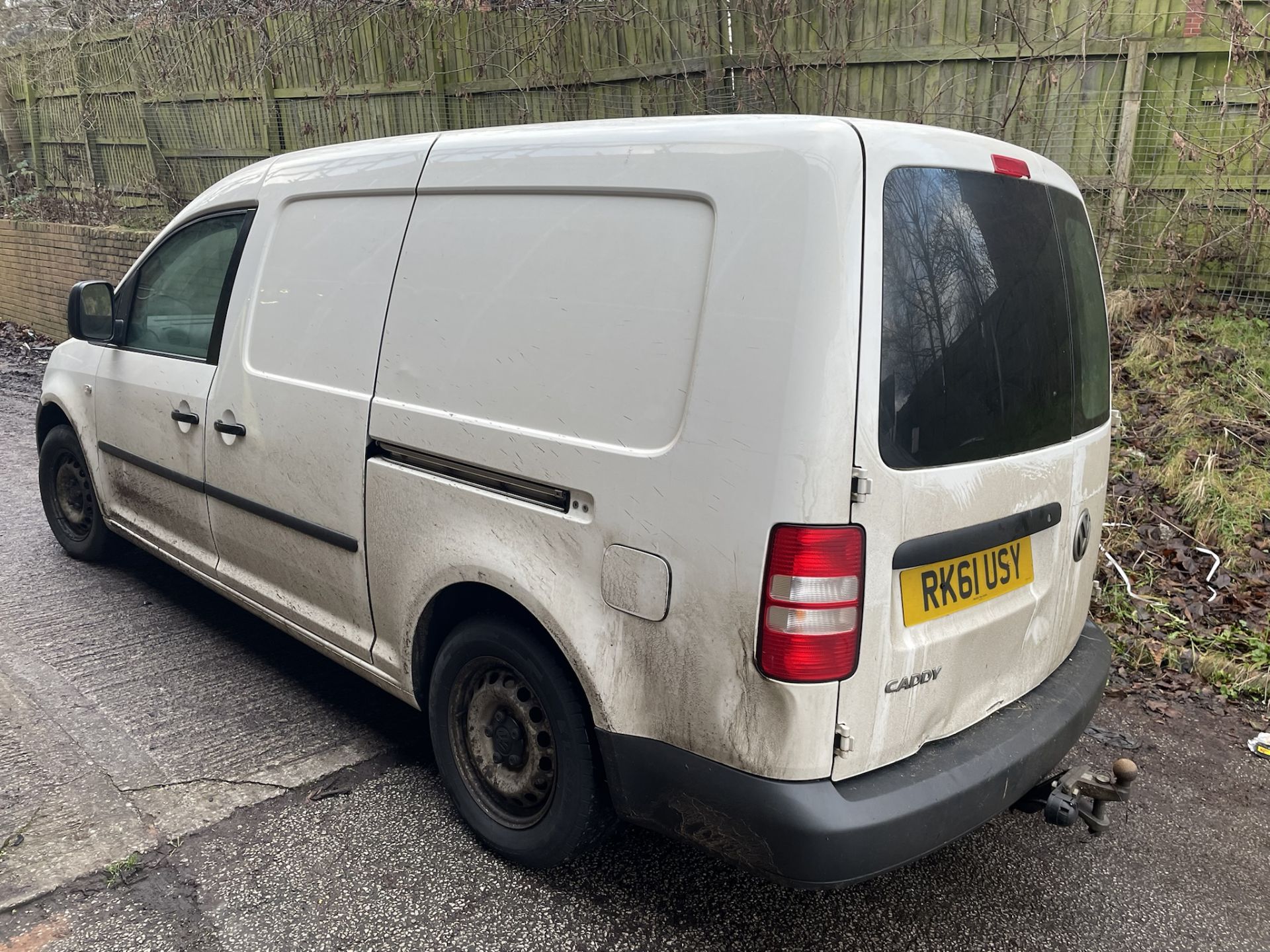 Volkswagen Caddy MAXI C20 TDI Diesel Panel Van | RK61 USY | 145,384 Miles - Image 5 of 15