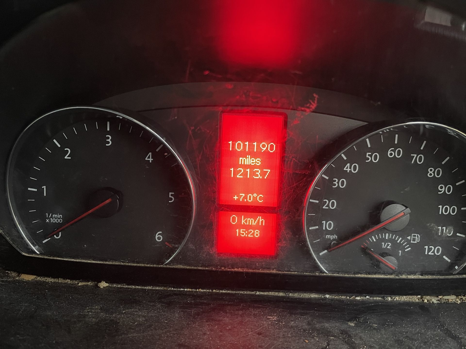 Volkswagen Crafter CR35 TDI Diesel Panel Van | GL15 VKN | 101,190 Miles - Image 10 of 10