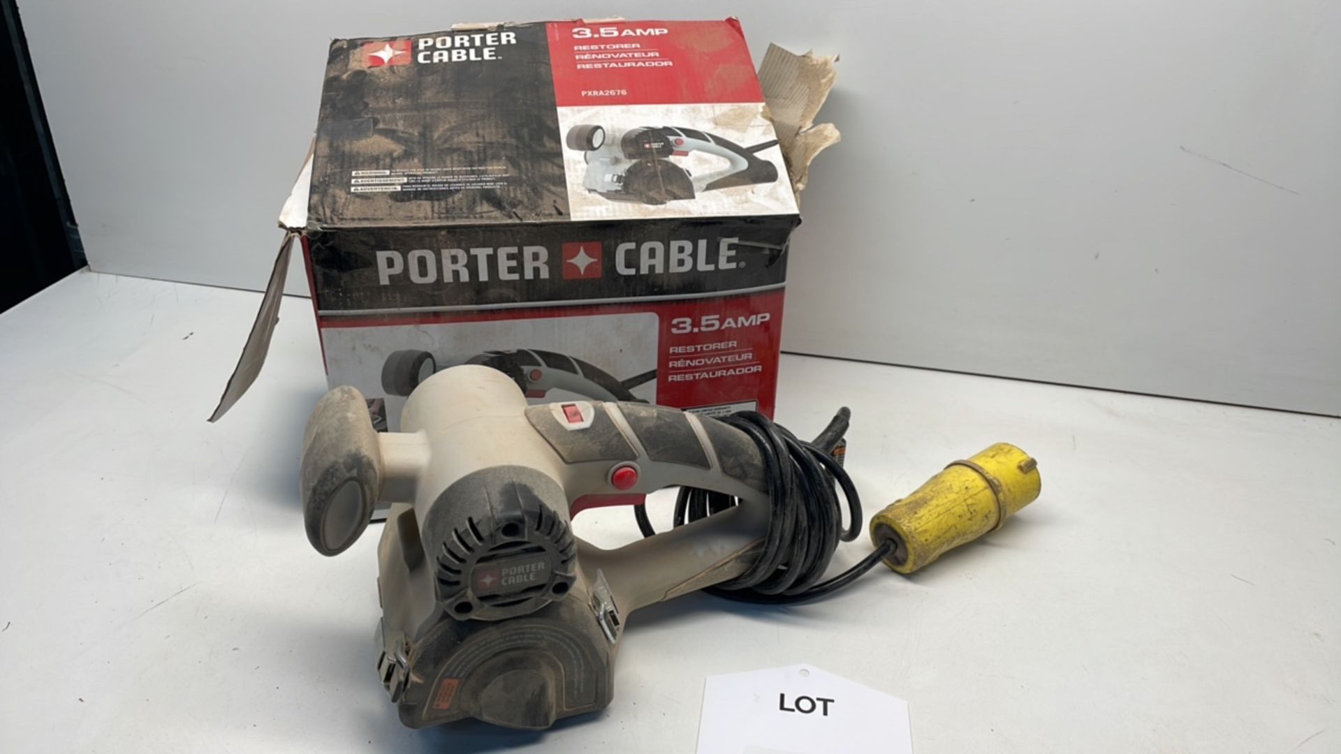 Porter-Cable PXRA2676 Multi-Purpose Restoration Sander - Image 2 of 2