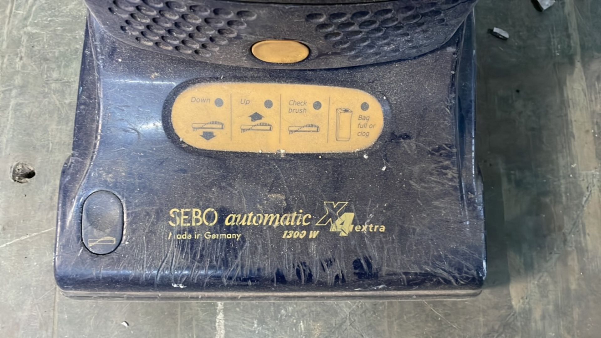 Sebo Automatic X4 Extra Vacuum Cleaner - Image 4 of 5