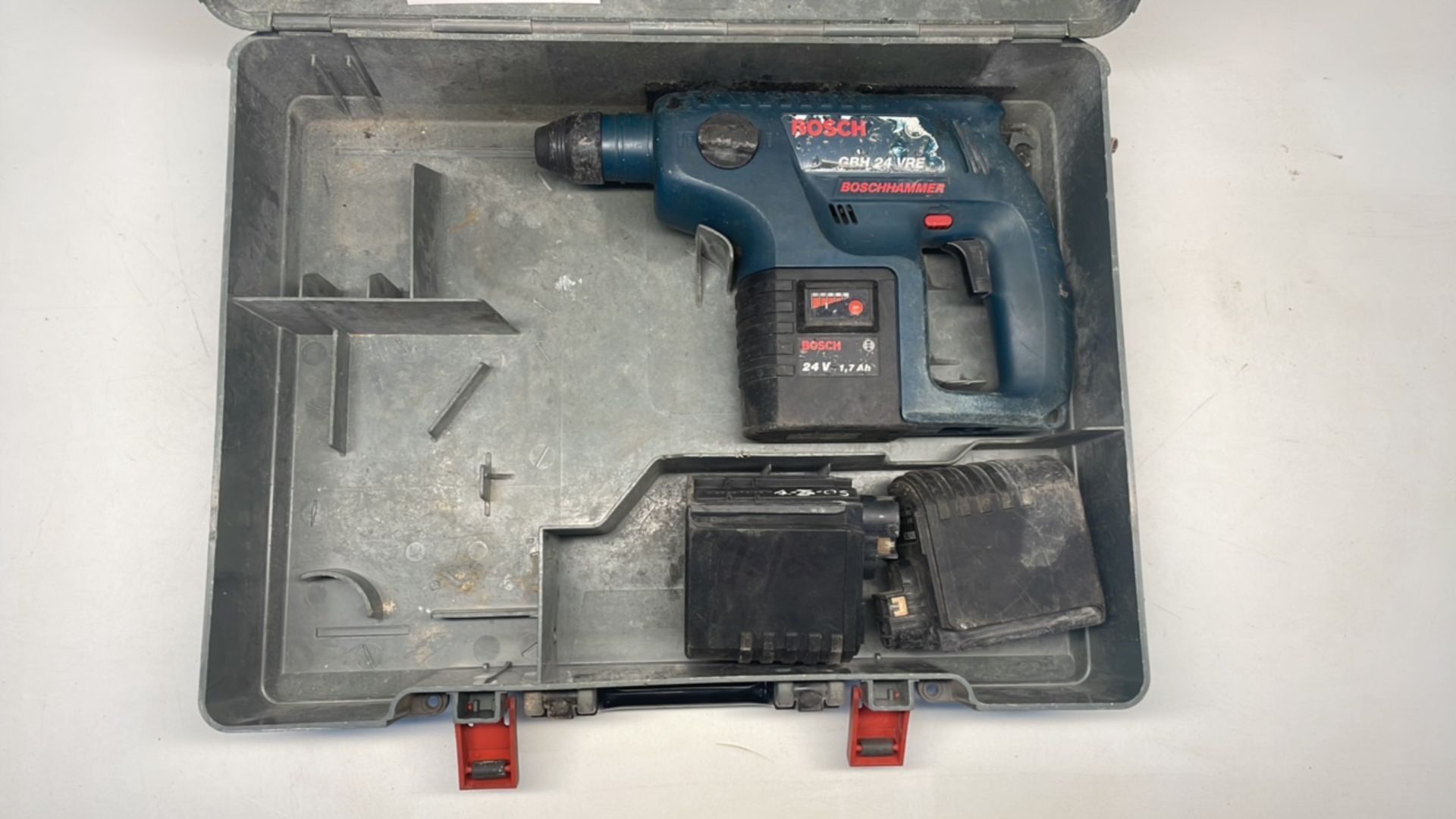 Bosch GBH24VRE Cordless Hammer Drill in Case - Image 2 of 3