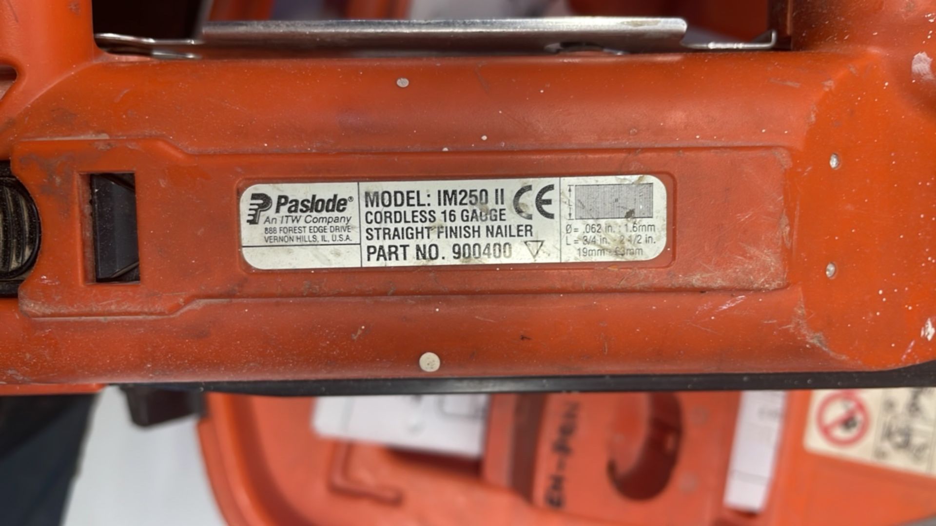 Paslode IM250II Brad Nailer/Nail Gun in Case - Image 4 of 4