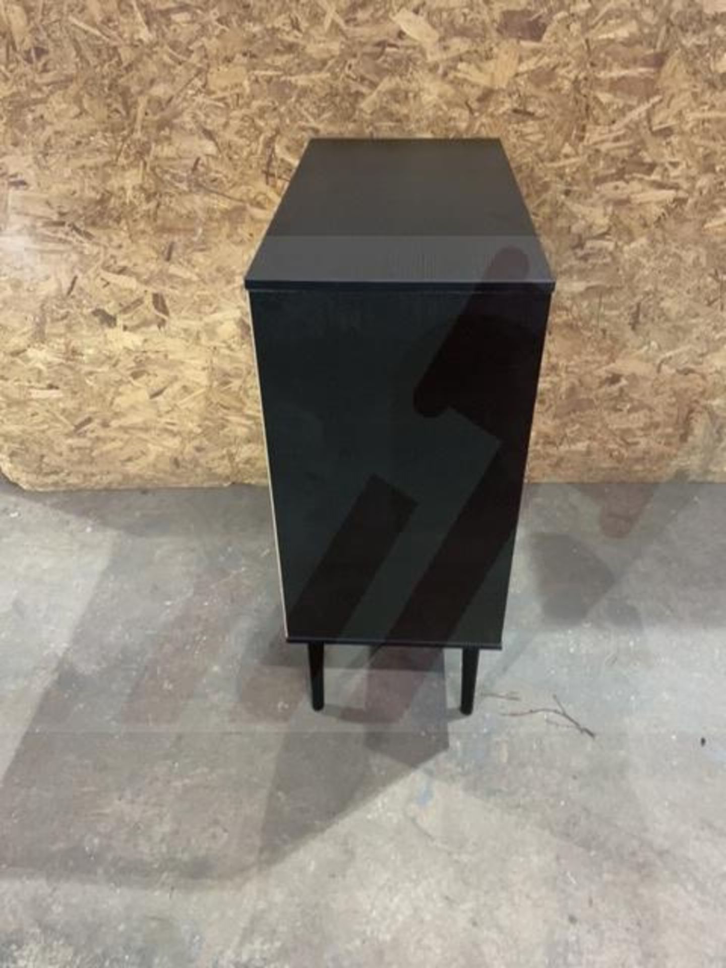 4 Drawer Chest of Drawers | Black Wood Effect | On Legs 67x40x91cm - Image 3 of 3