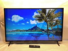 LG 43" Smart TV with WebOS | 43UK5900PLA