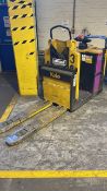 Yale MO20 Low Lift Order Picker w/ Charger | YOM: 2012 | No Battery - Please read description