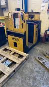 Yale MO20 Low Lift Order Picker w/ Charger | YOM: 2012 | No Battery - Please read description