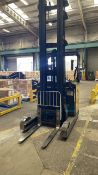 Yale MR16H Reach Forklift Truck w/ Charger | YOM: 2009 | 17,125 Hours