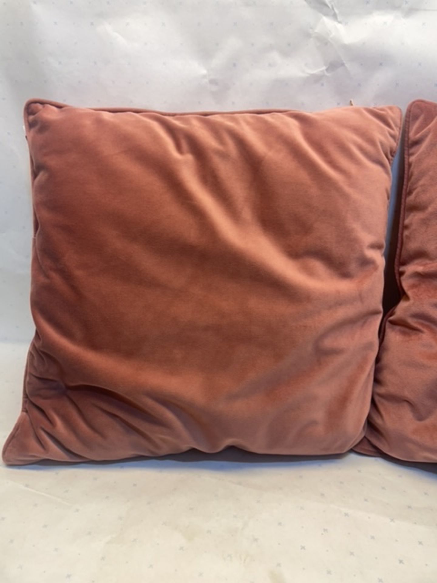 2 X Peach Cushions - Image 2 of 3