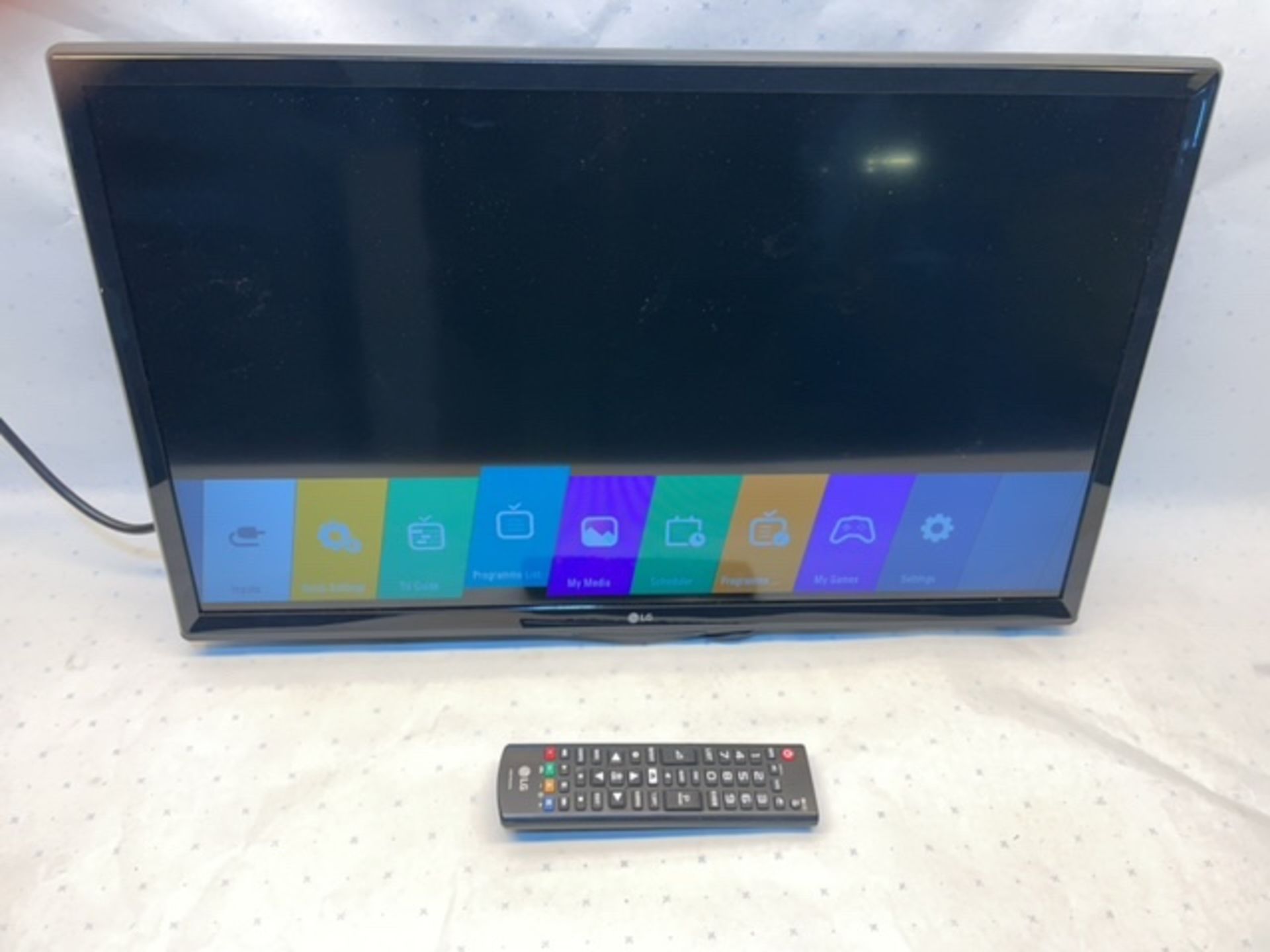LG TV | 24TK410V-PZ | 24" Screen