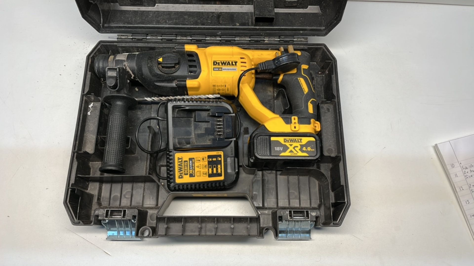 DeWalt Brushless DCH033 Hammer Drill