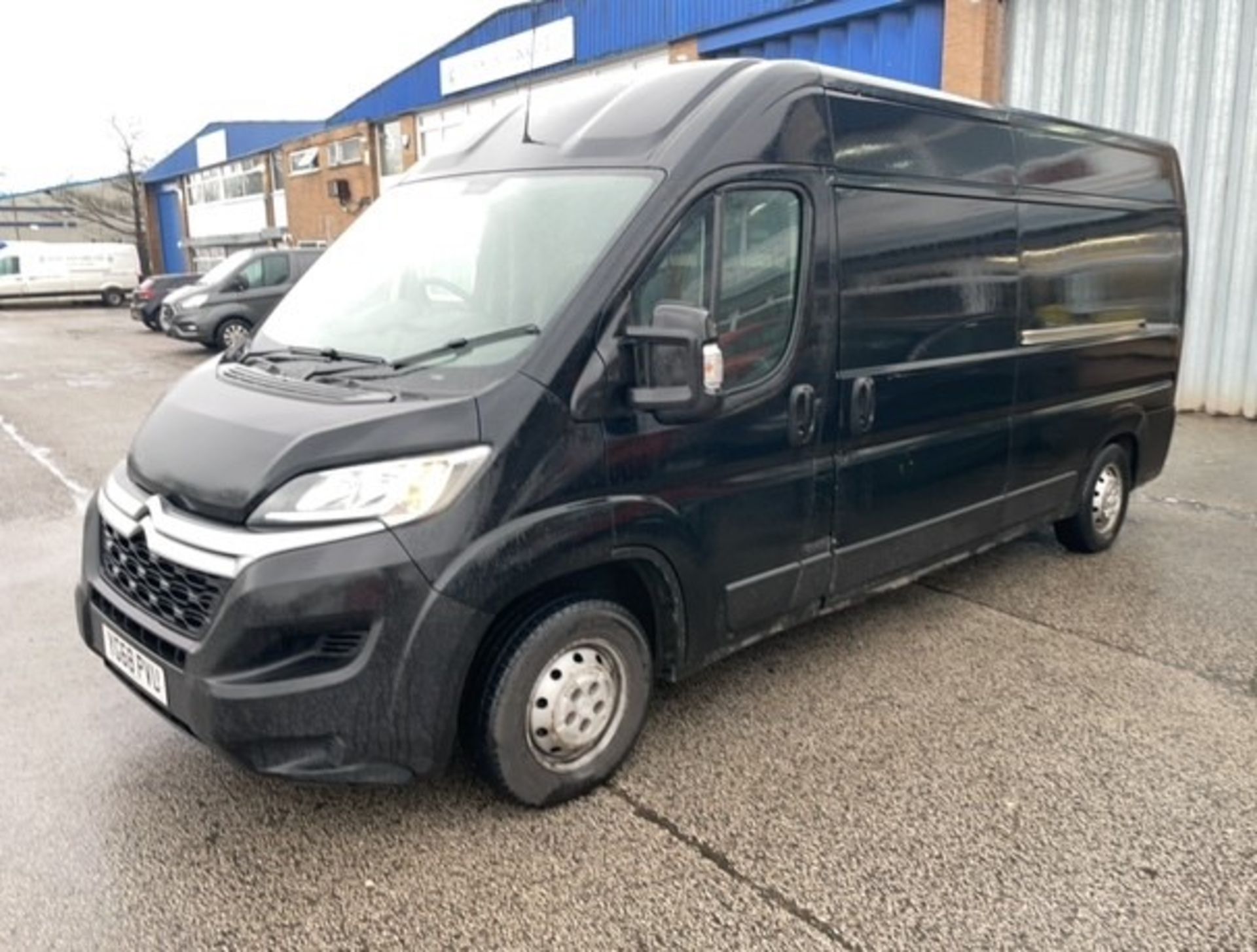 Black Citroen Relay 35 L3H2 | Reg: YG68 PVU | Mileage: 51,798 - Image 3 of 13