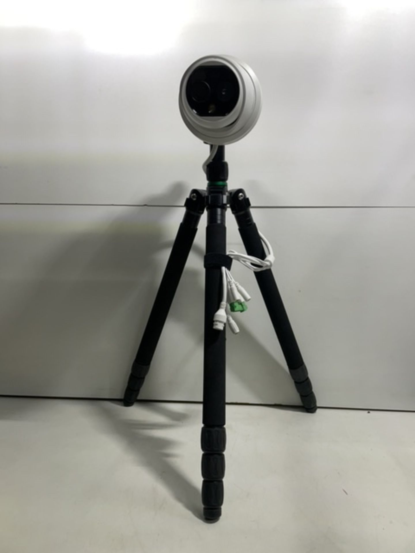 Hikvision Thermal & Optical Bi-Spectrum Network Turret Camera and Tripod | DS-2TD1217-2/PA - Image 2 of 7