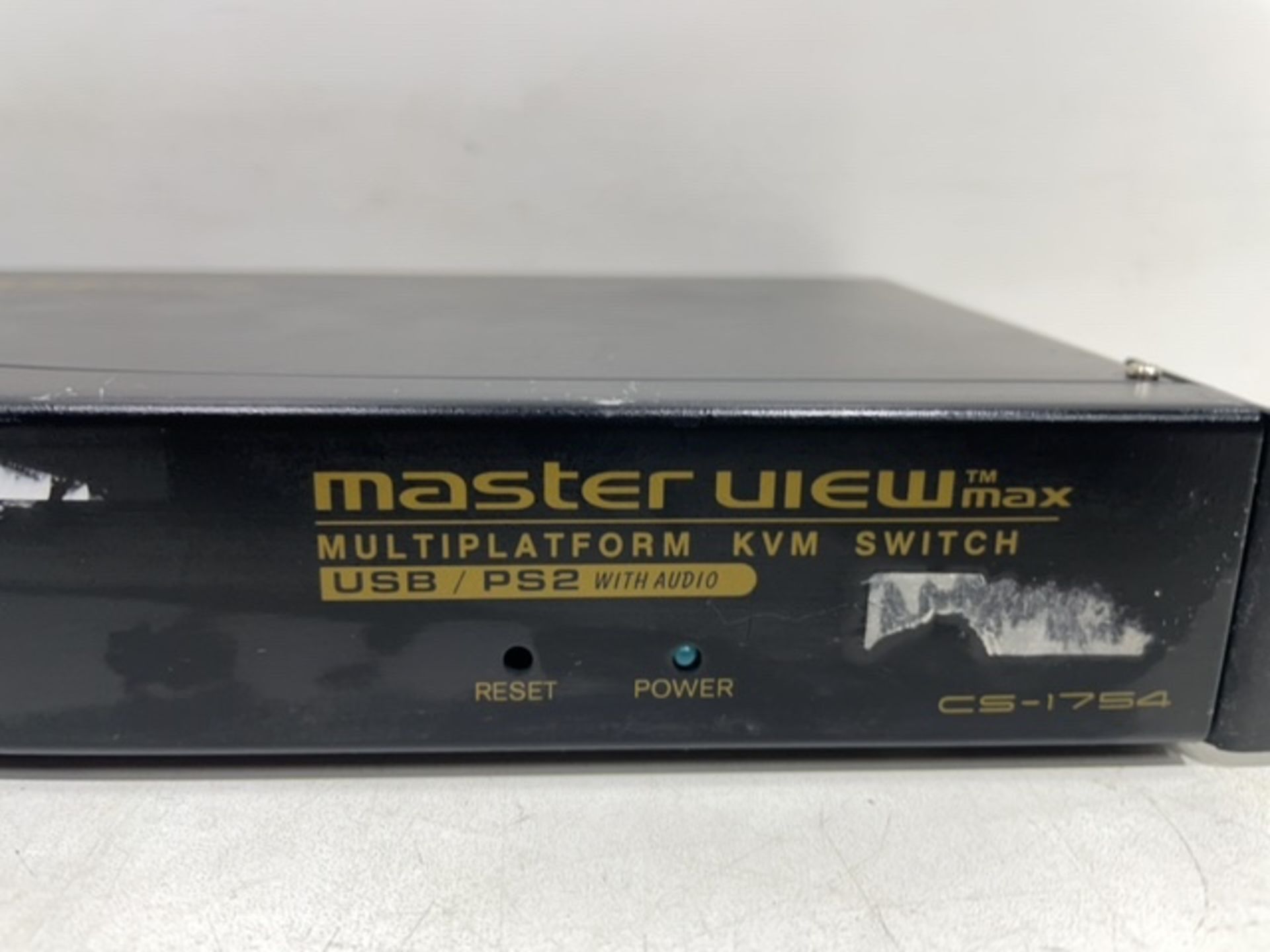 ATEN 4-Port MasterView Max multiplatform KVM switch - Image 2 of 4