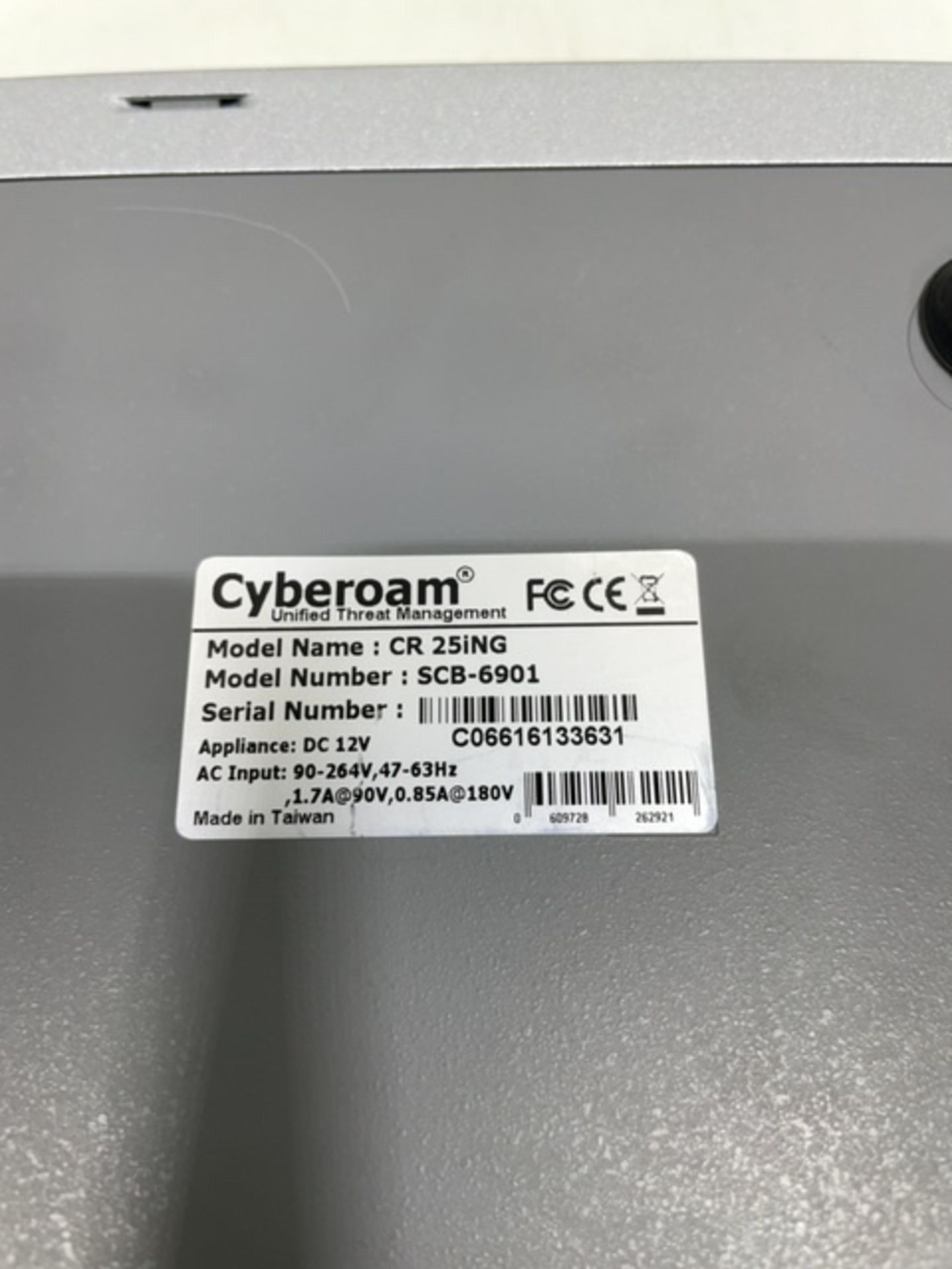 Cyberoam 1Gbps NG Security Appliance | CR25iNG - Image 4 of 4