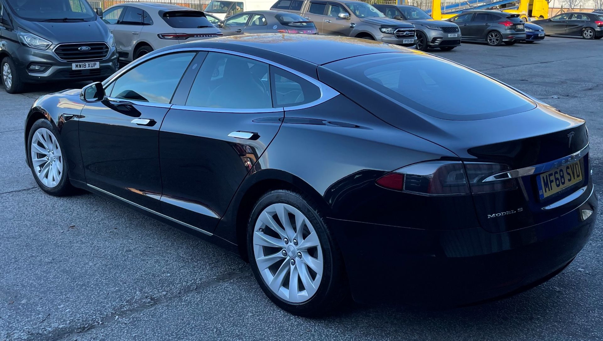 Black Tesla Model S 75D | Reg: MF68 SVD | Mileage: 39,056 - Image 4 of 16