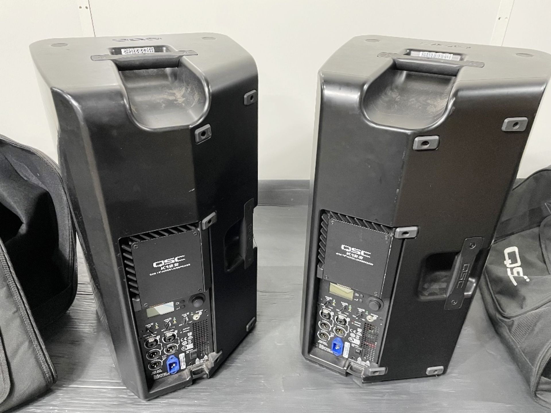 2 x QSC K12.2 2KW 75 Active Loudspeakers w/ Carry Cases - Image 4 of 9
