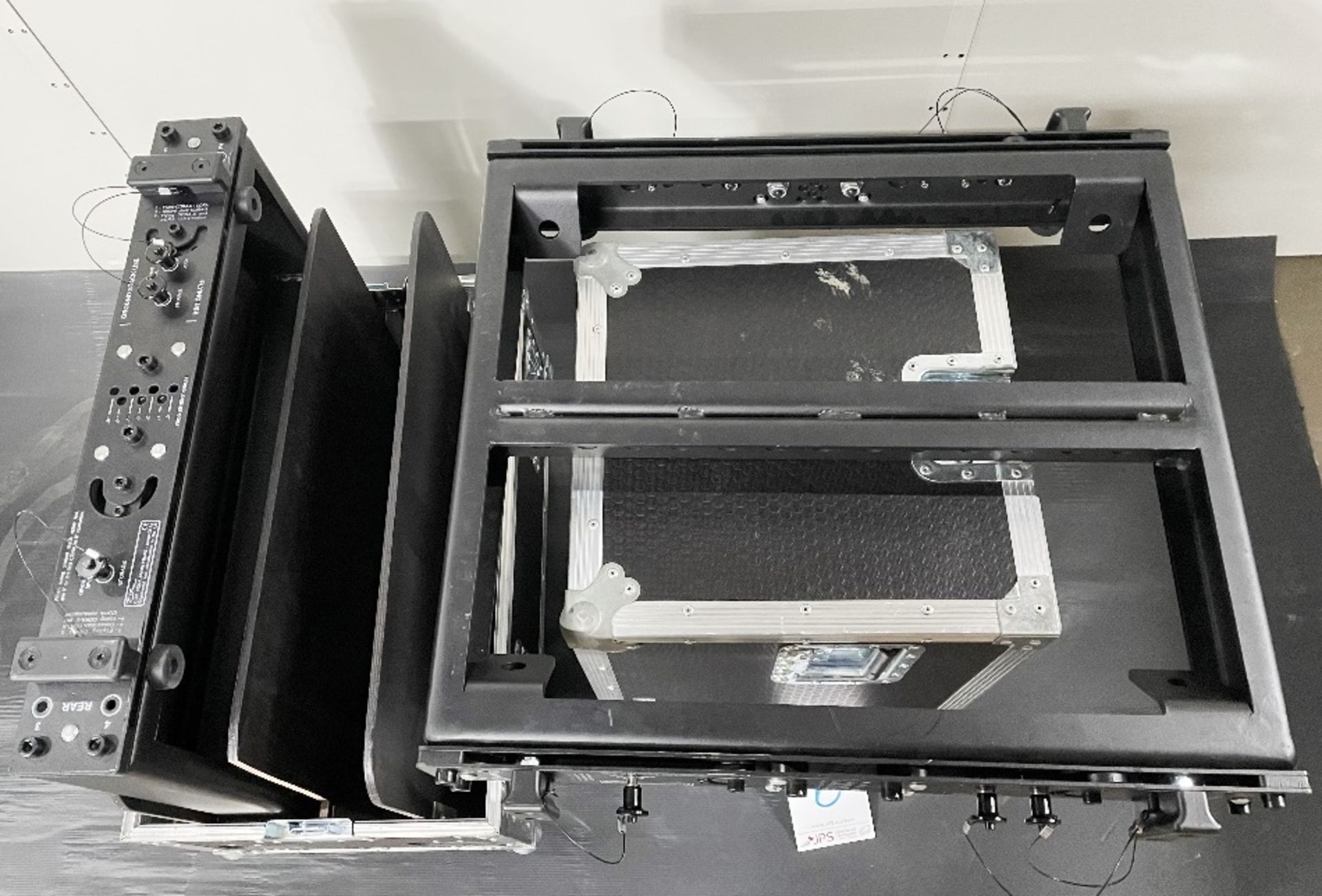 Set of Ohm Cora-AF Array Frames w/ Flight Case - Image 7 of 7