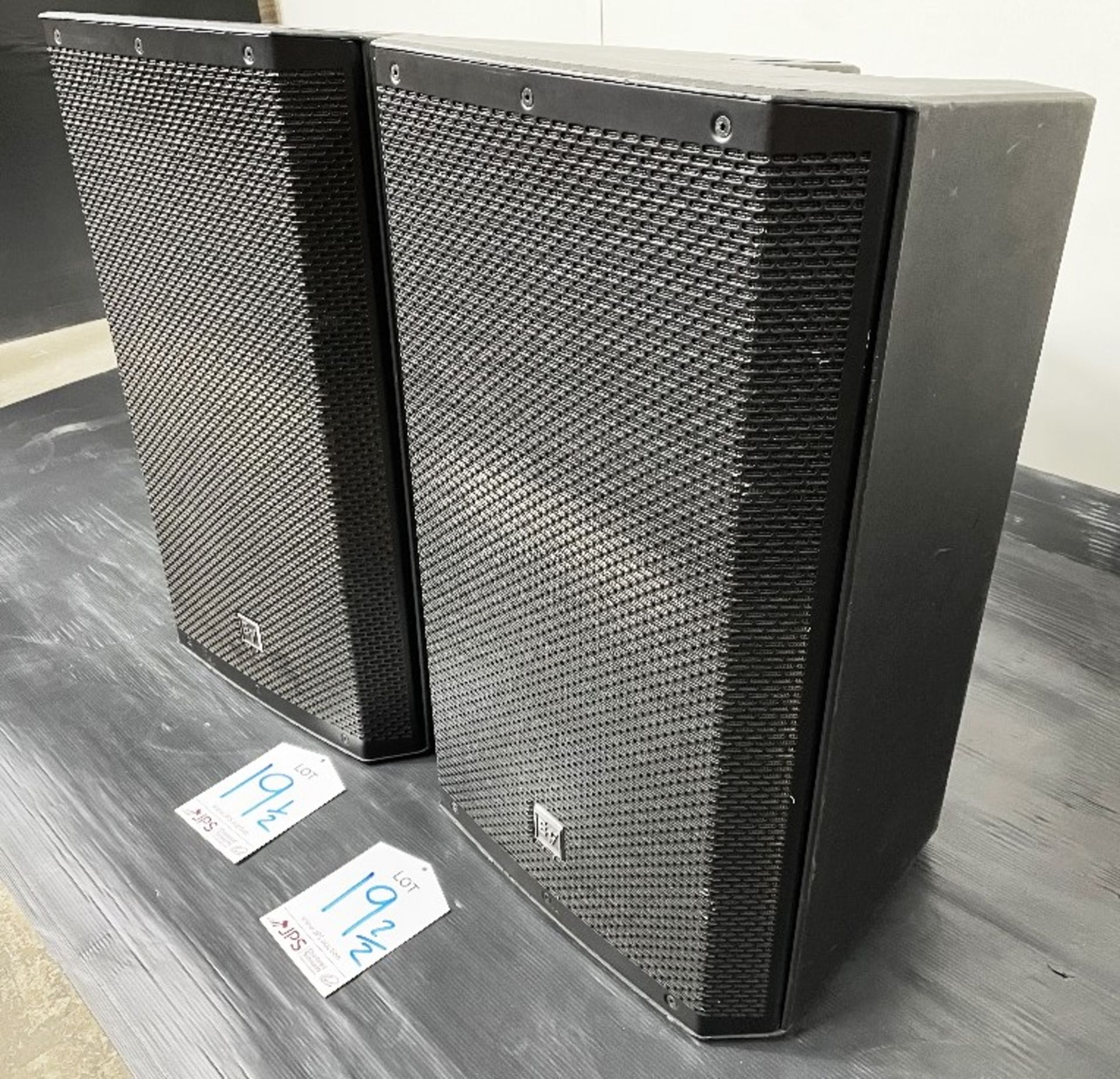 2 x Electro-Voice ZLX-15P Powered PA Loudspeakers w/ Protective Covers - Image 3 of 10