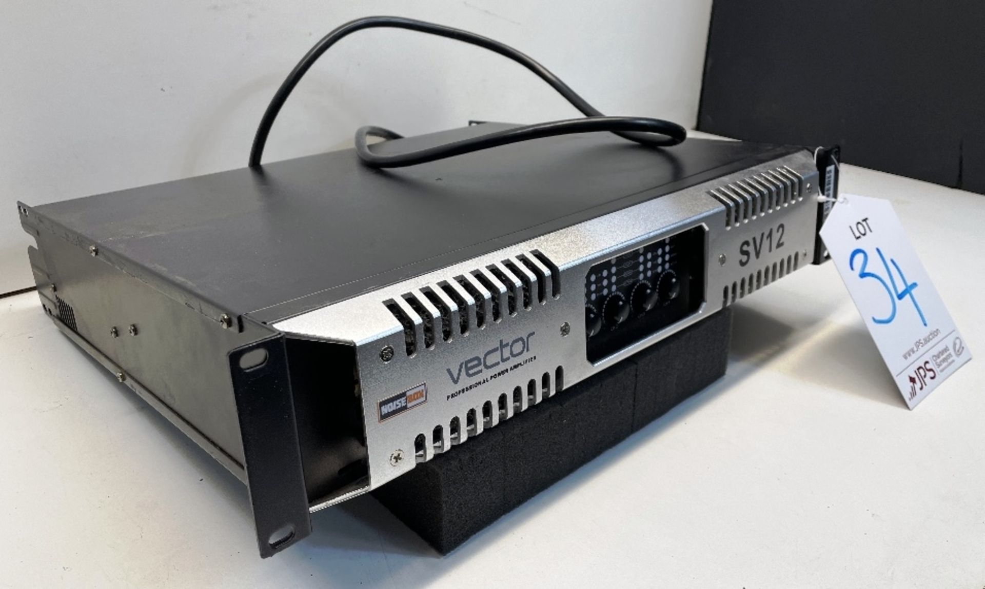 Vector SV12 4 Channel Rack Mountable Power Amplifier - Image 2 of 8